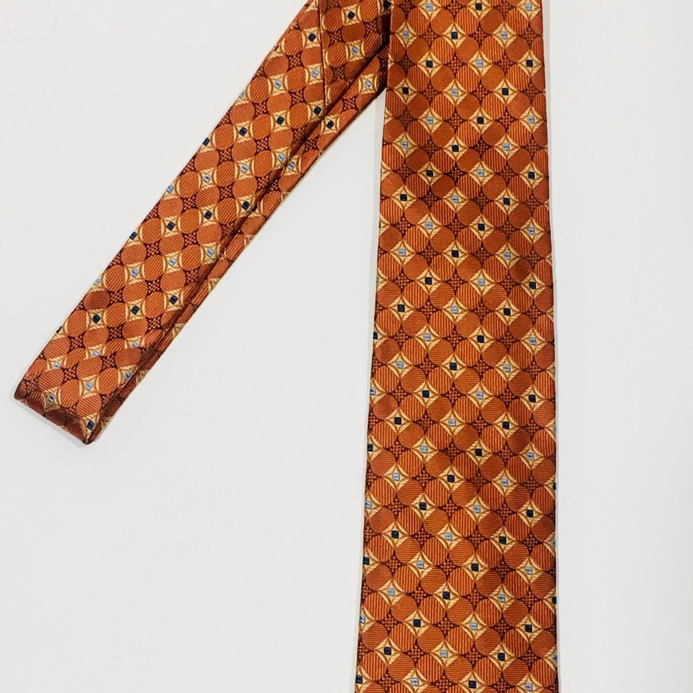JosBank neck tie